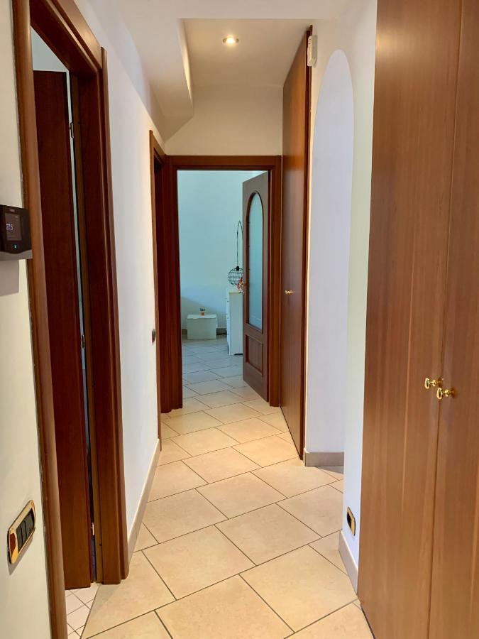 L'Angolo Verde Apartment 蒙卡列里 外观 照片