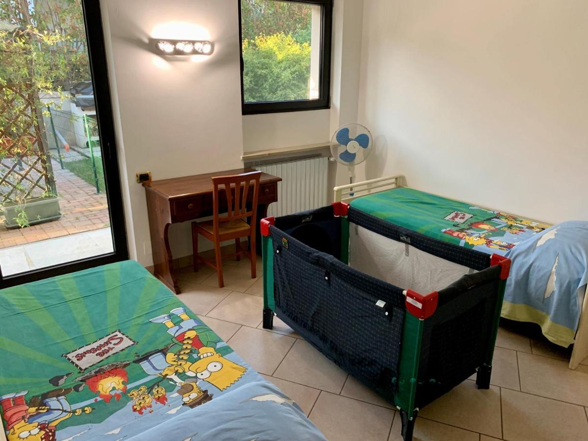 L'Angolo Verde Apartment 蒙卡列里 外观 照片